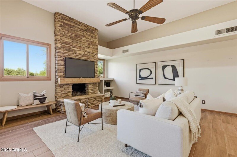 096-6218_E_Morning_Vista_Staged_106