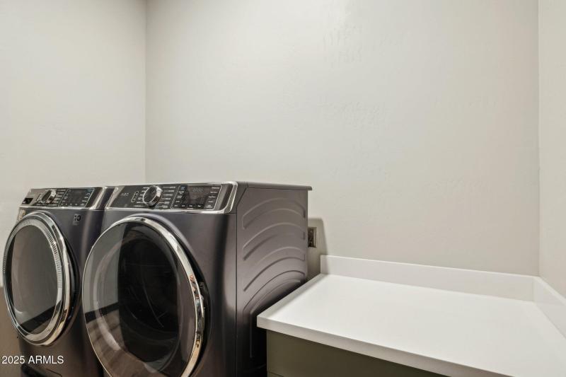 34-web-or-mls-2762-w-highland-meadows-dr