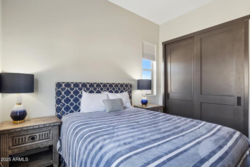 28-web-or-mls-2762-w-highland-meadows-dr