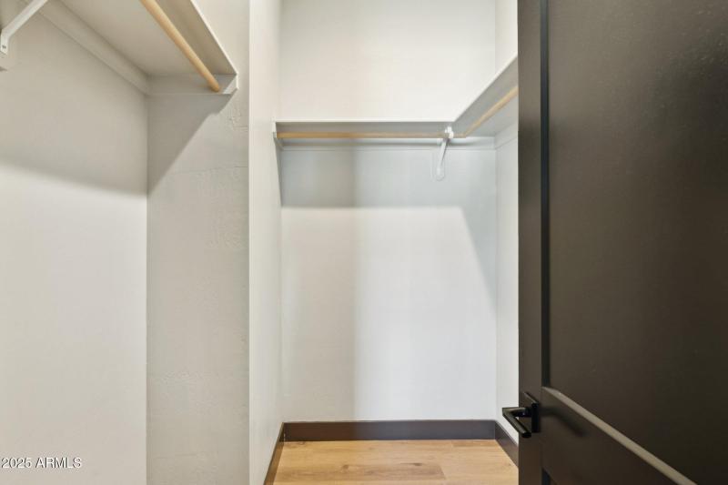 20-web-or-mls-2762-w-highland-meadows-dr