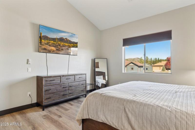 15-web-or-mls-2762-w-highland-meadows-dr