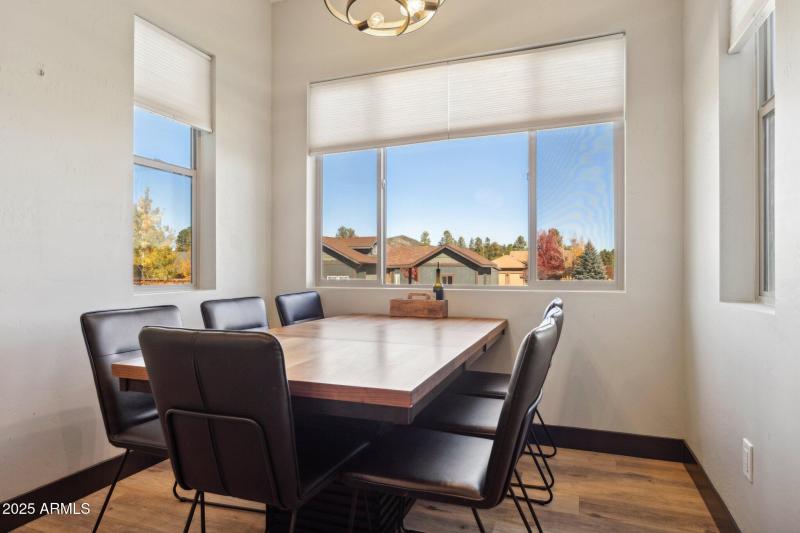 7-web-or-mls-2762-w-highland-meadows-dr