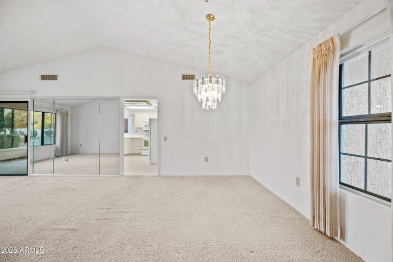 12-19611NTRD-ocupix-