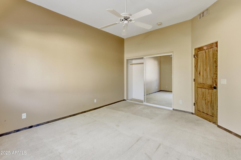 04-6218_E_Morning_Vista_Ln_4