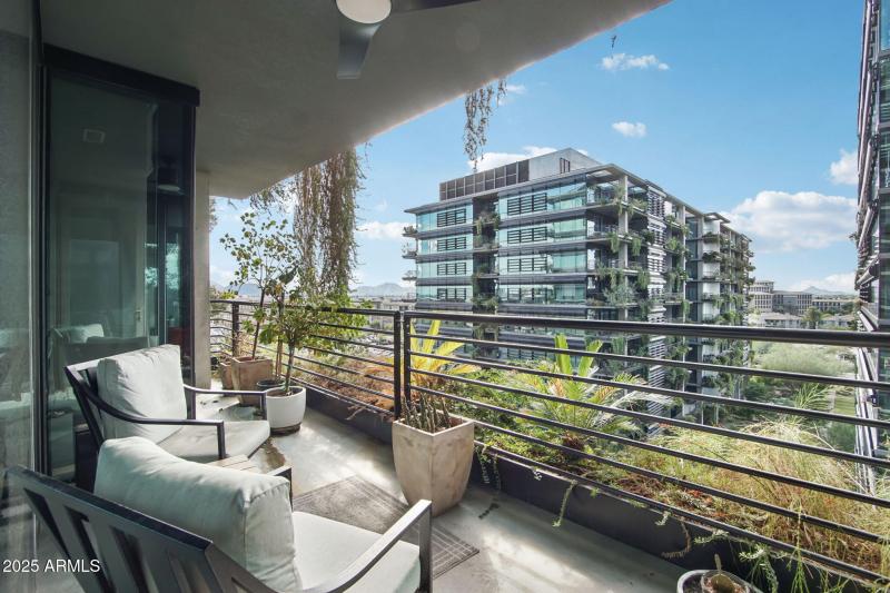 47-web-or-mls-E Kierland Blvd-L2310r-031