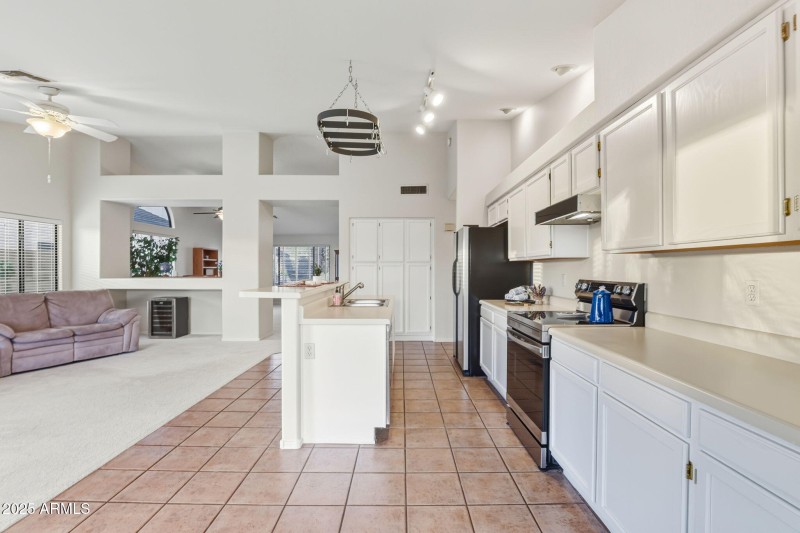 20-web-or-mls-4363 E Danbury Rd Phoenix,