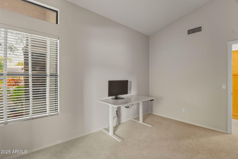 29-web-or-mls-4363 E Danbury Rd Phoenix,