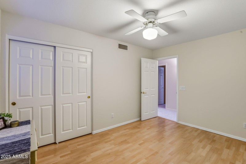 33-web-or-mls-4363 E Danbury Rd Phoenix,