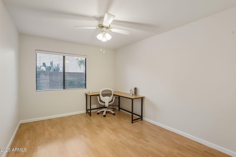 34-web-or-mls-4363 E Danbury Rd Phoenix,