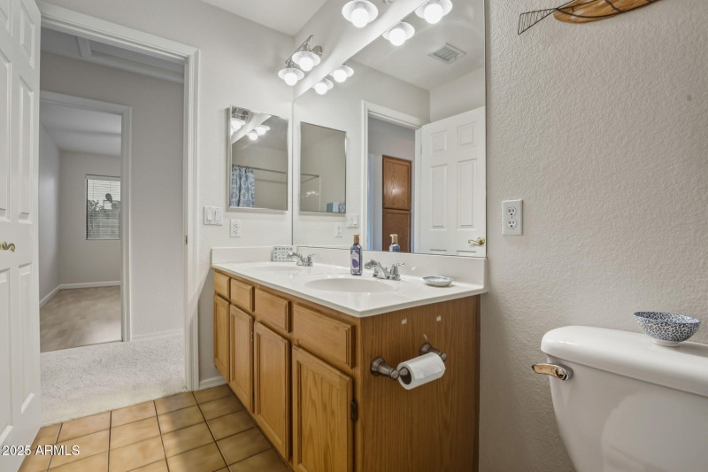 37-web-or-mls-4363 E Danbury Rd Phoenix,