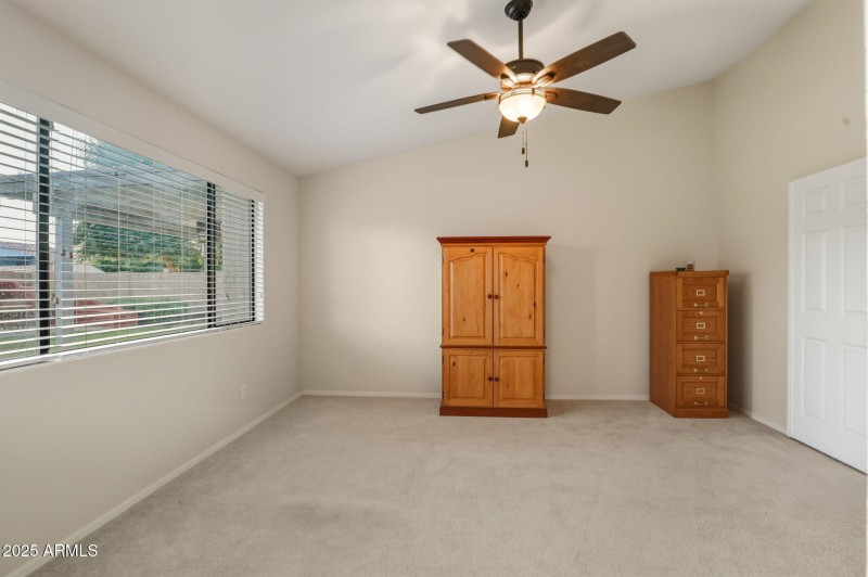 40-web-or-mls-4363 E Danbury Rd Phoenix,