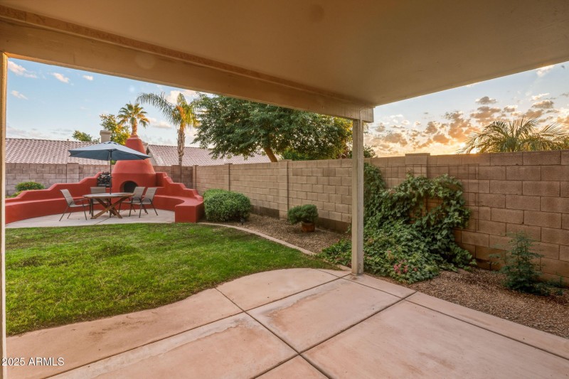 47-web-or-mls-4363 E Danbury Rd Phoenix,