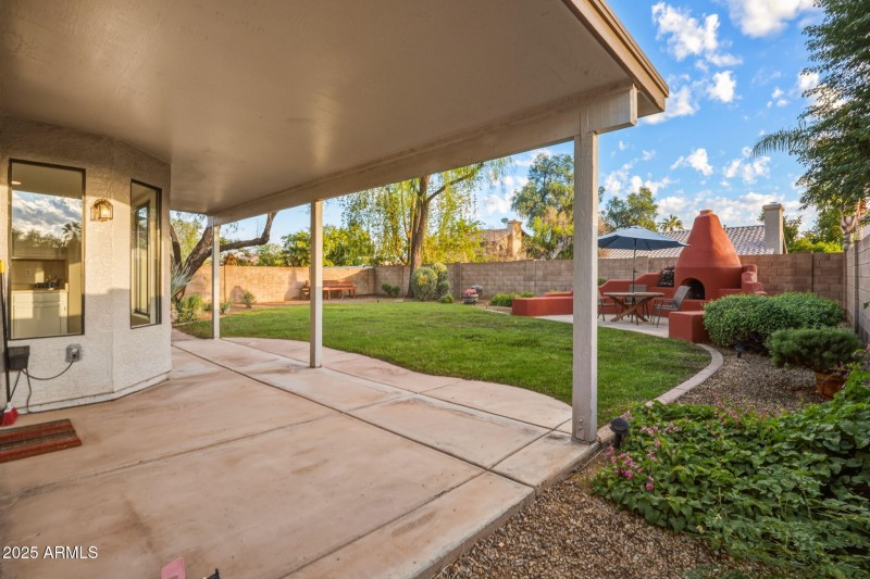 51-web-or-mls-4363 E Danbury Rd Phoenix,