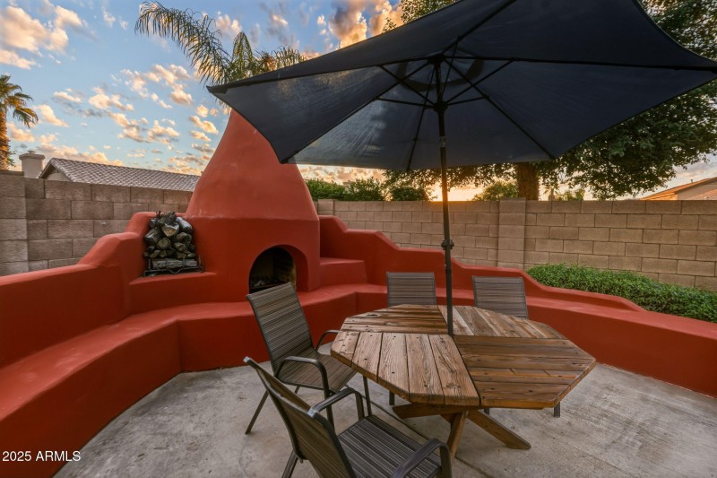 56-web-or-mls-4363 E Danbury Rd Phoenix,