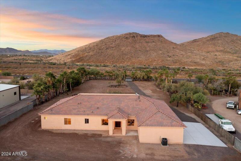 Ariel View - Front Yard