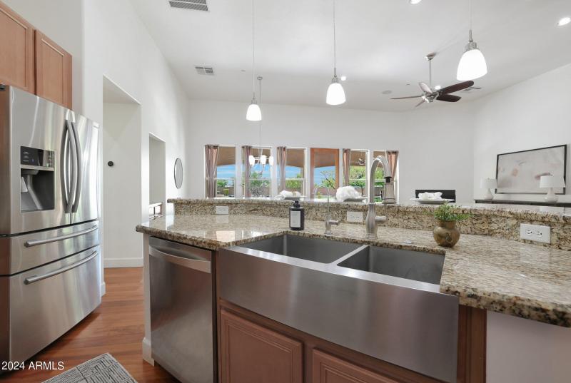 Stainless steel apron sink