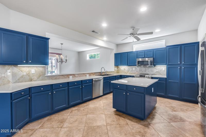 Large Kitchen