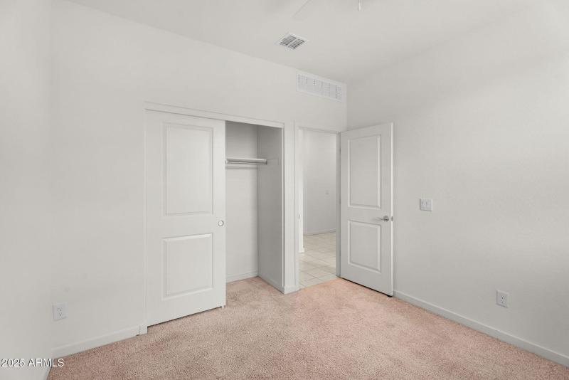 24-web-or-mls-30976 N Audobon Dr - 24