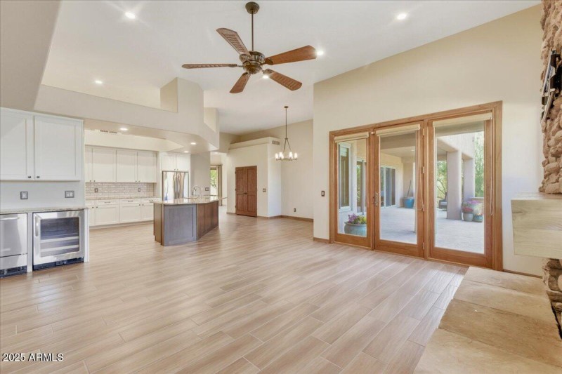 042-6218_E_Morning_Vista_Ln_40