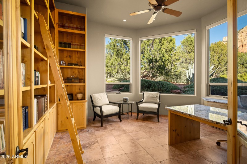 JL_30Tourmaline-interiors-CommonAreas-12