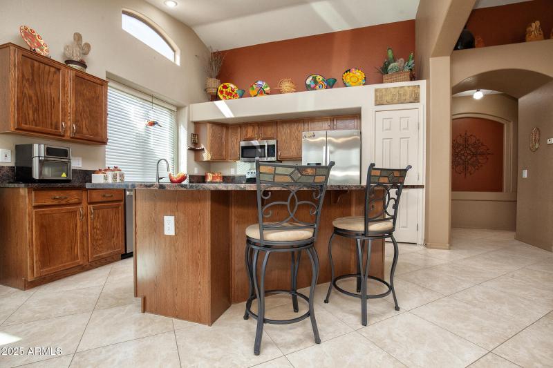 031_17738NPhoenicianDr