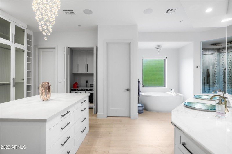 26-8139 E Desert Cove QA_26