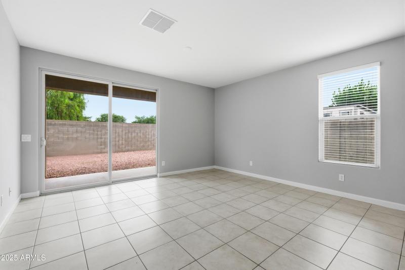 2k family room