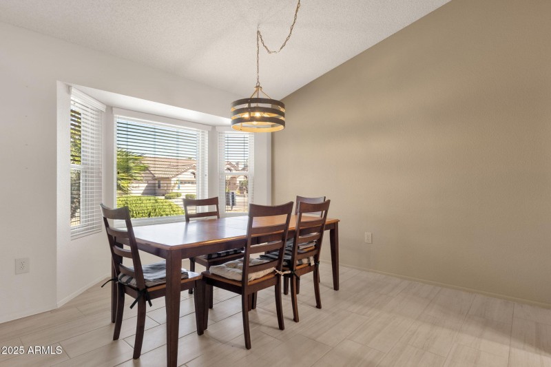 10-web-or-mls-14627-w-trading-post-dr