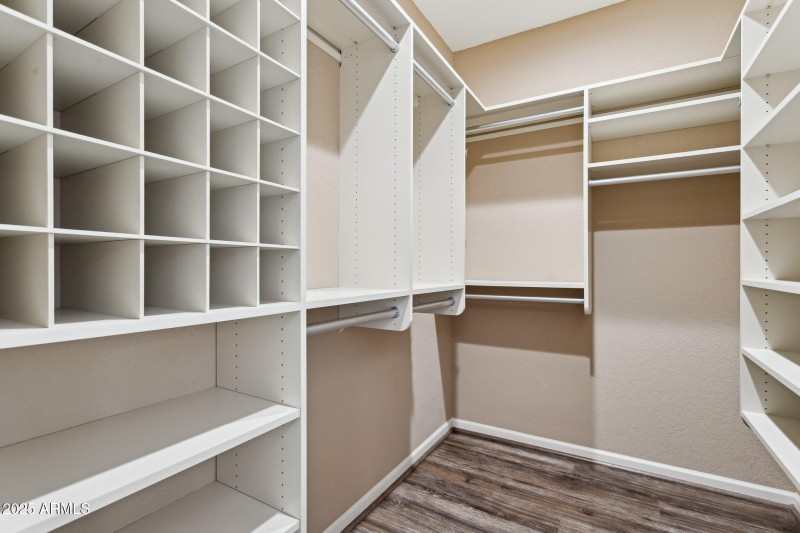 5455 W Buffalo St - Closet #1