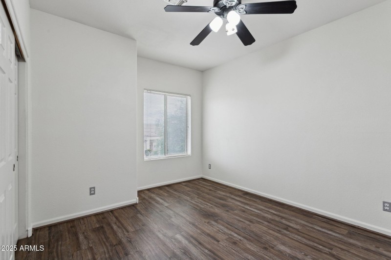 5455 W Buffalo St - BR 4