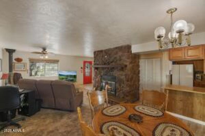 20251019215629399147000000