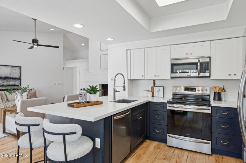 New cupboards with pull-outs