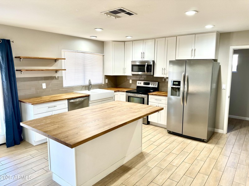 Photo Nov 07 2023, 11 20 42 AM