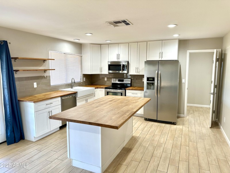 Photo Nov 07 2023, 11 26 19 AM