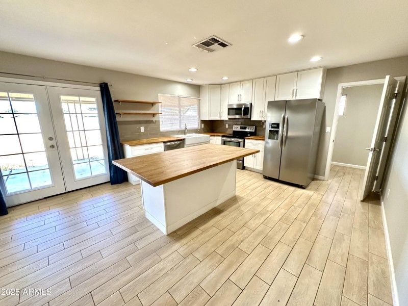 Photo Nov 07 2023, 11 26 34 AM