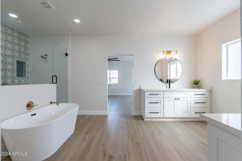 50-web-or-mls-Veronica-HD-38