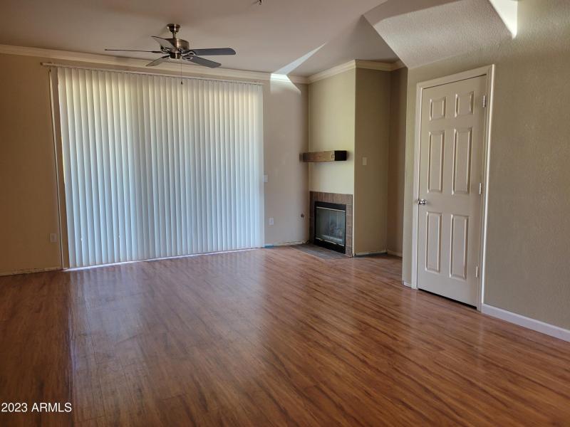 1128 Venu - Living Room