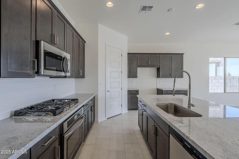 8-web-or-mls-Desert-8