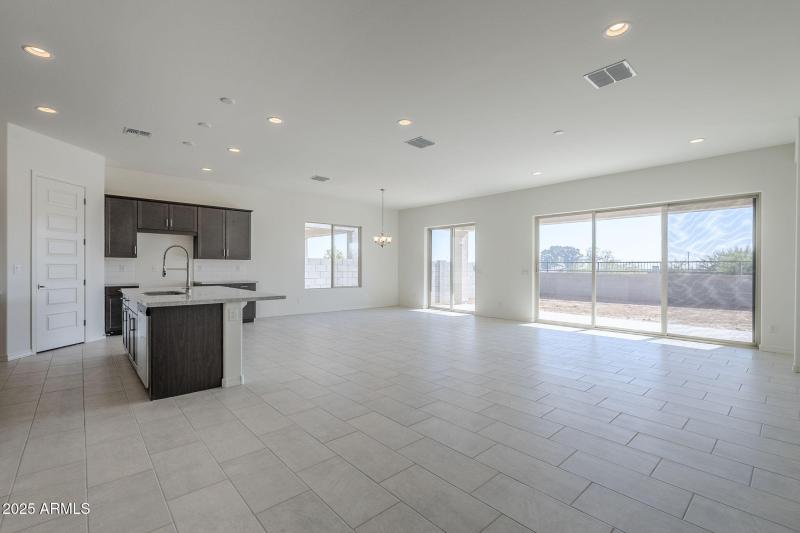 5-web-or-mls-Desert-5