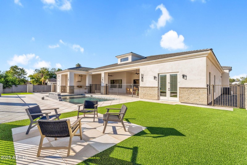 63-web-or-mls-19875 E SIlver Creek Ln-67