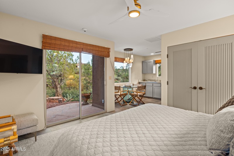 JL_30Tourmaline-interiors-Casita-02