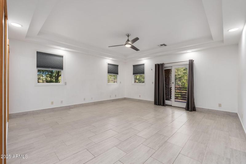 203 S Crescent Moon - 18