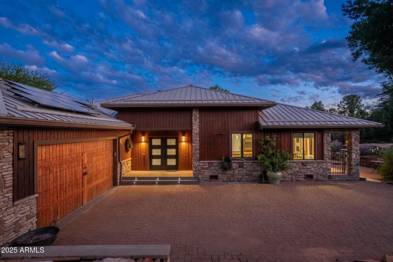 203 S Crescent Moon - 66