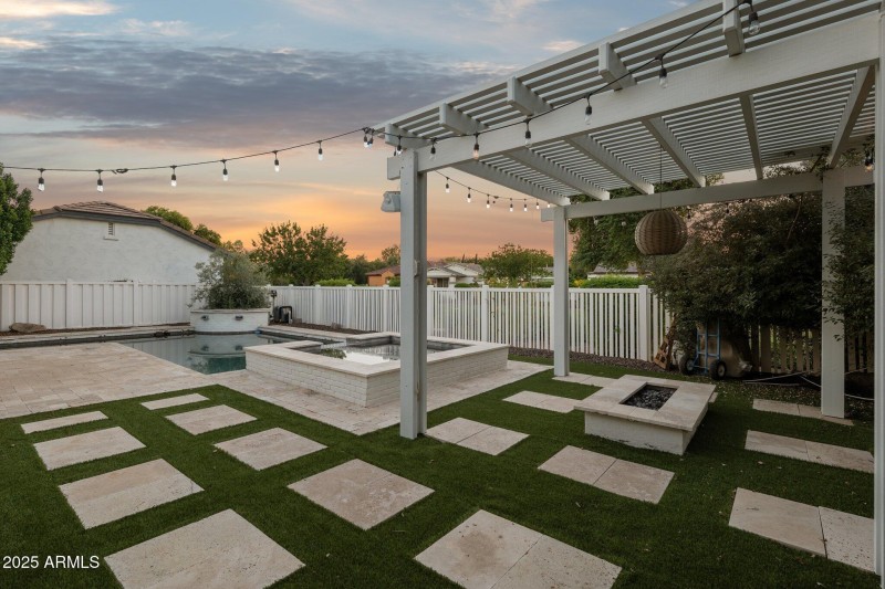 Mulberry Gazebo & firepit