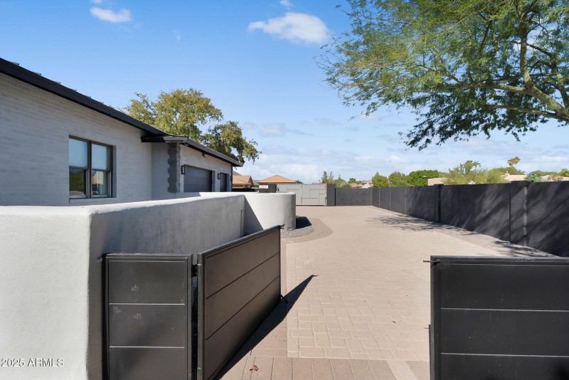 177-web-or-mls-Soft Wind-169