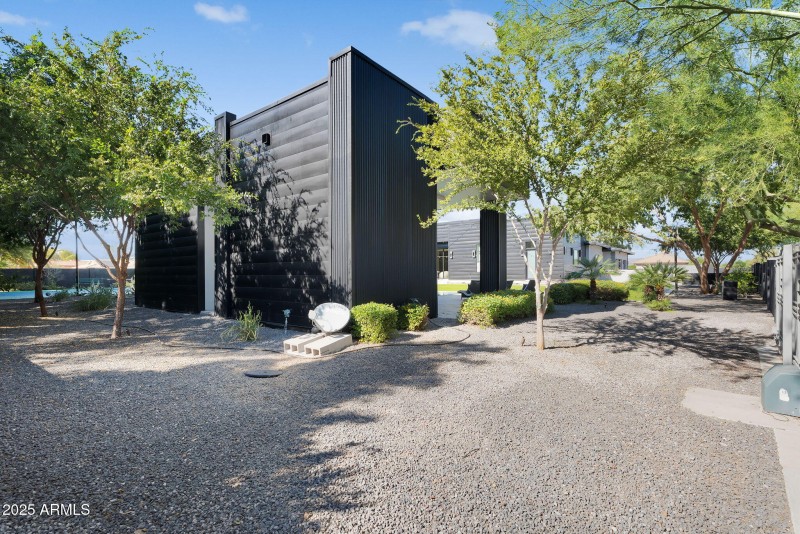 173-web-or-mls-Soft Wind-157