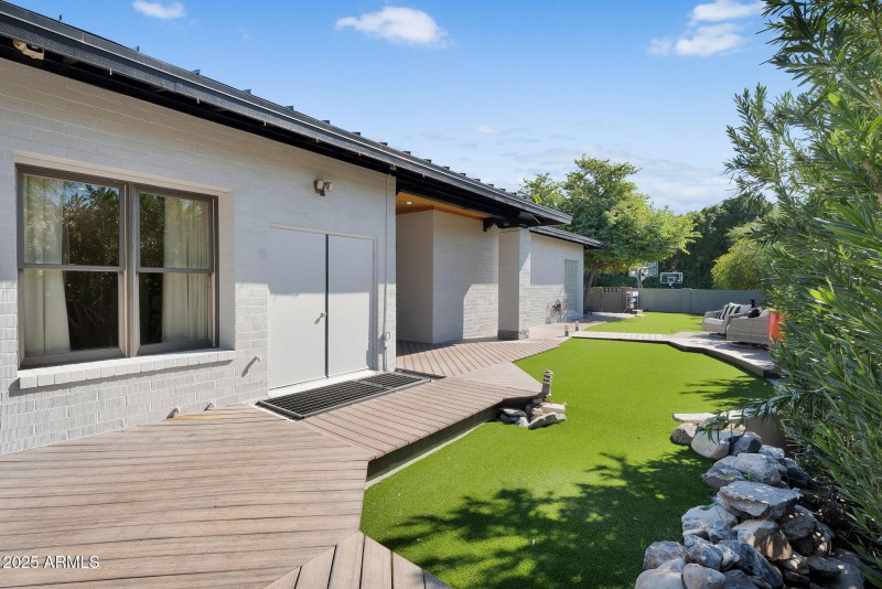 170-web-or-mls-Soft Wind-163