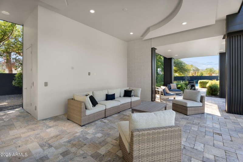 152-web-or-mls-Soft Wind-145