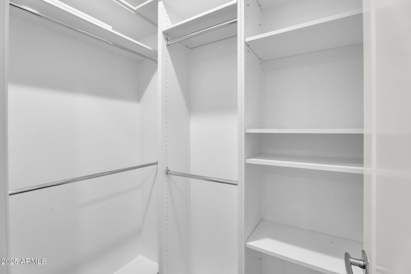 122-web-or-mls-Soft Wind-126