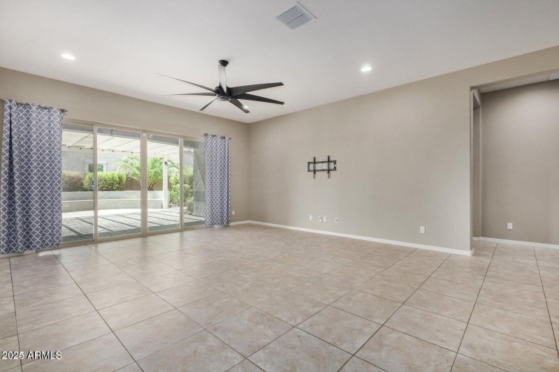 Spacious Family Room